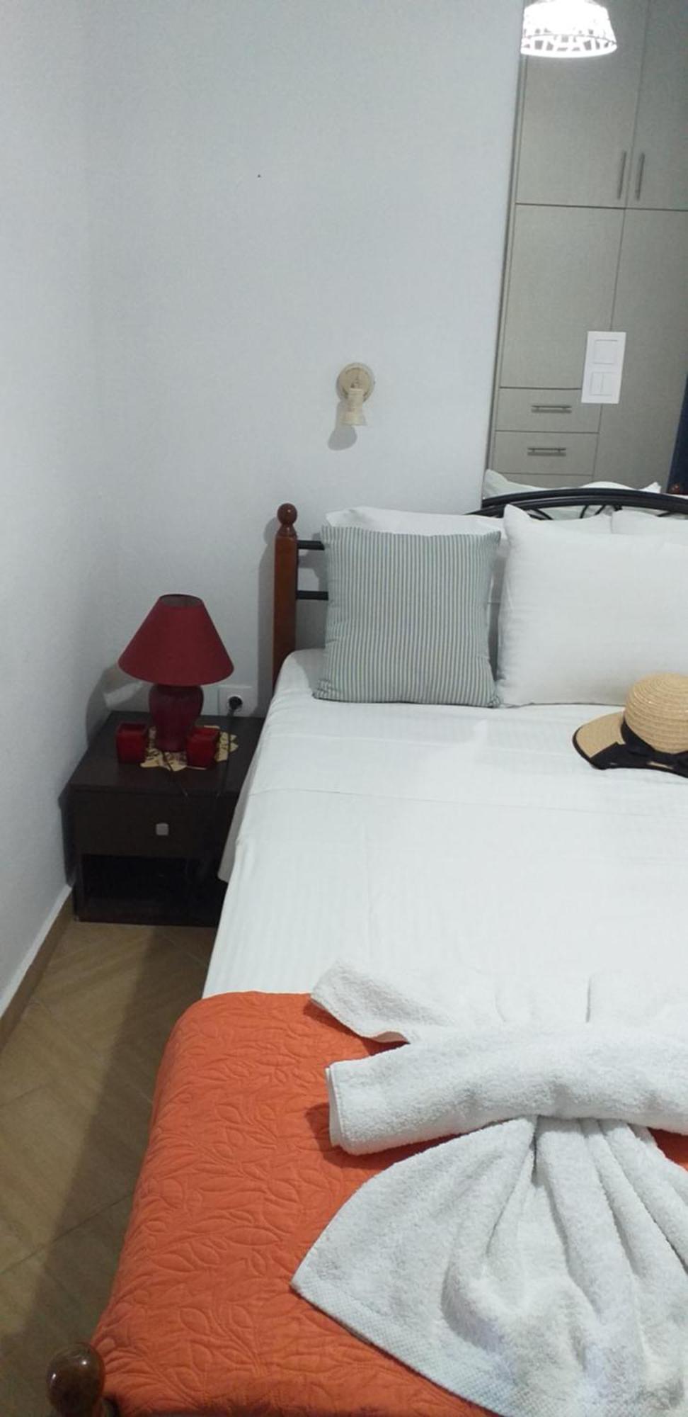 Aparthotel Marena 1 à Makrýgialos Extérieur photo